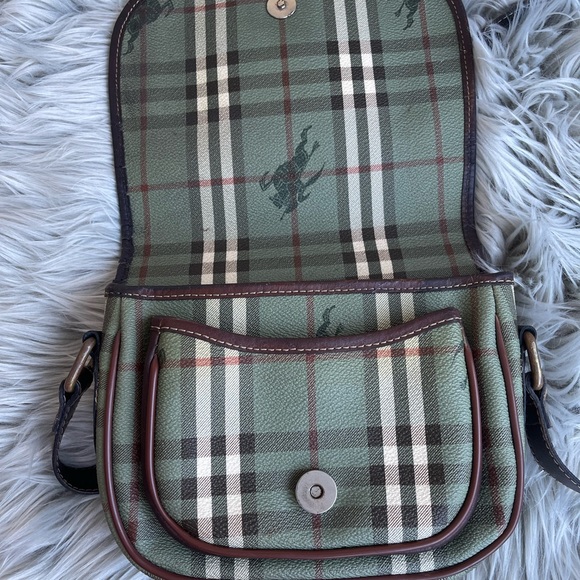 "Rare" Vintage Burberry Crossbody NovaCheck - Picture 7 of 16